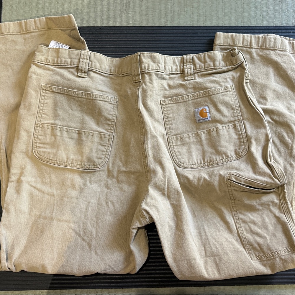 Men’s Carhartt work pants size 40 x 32